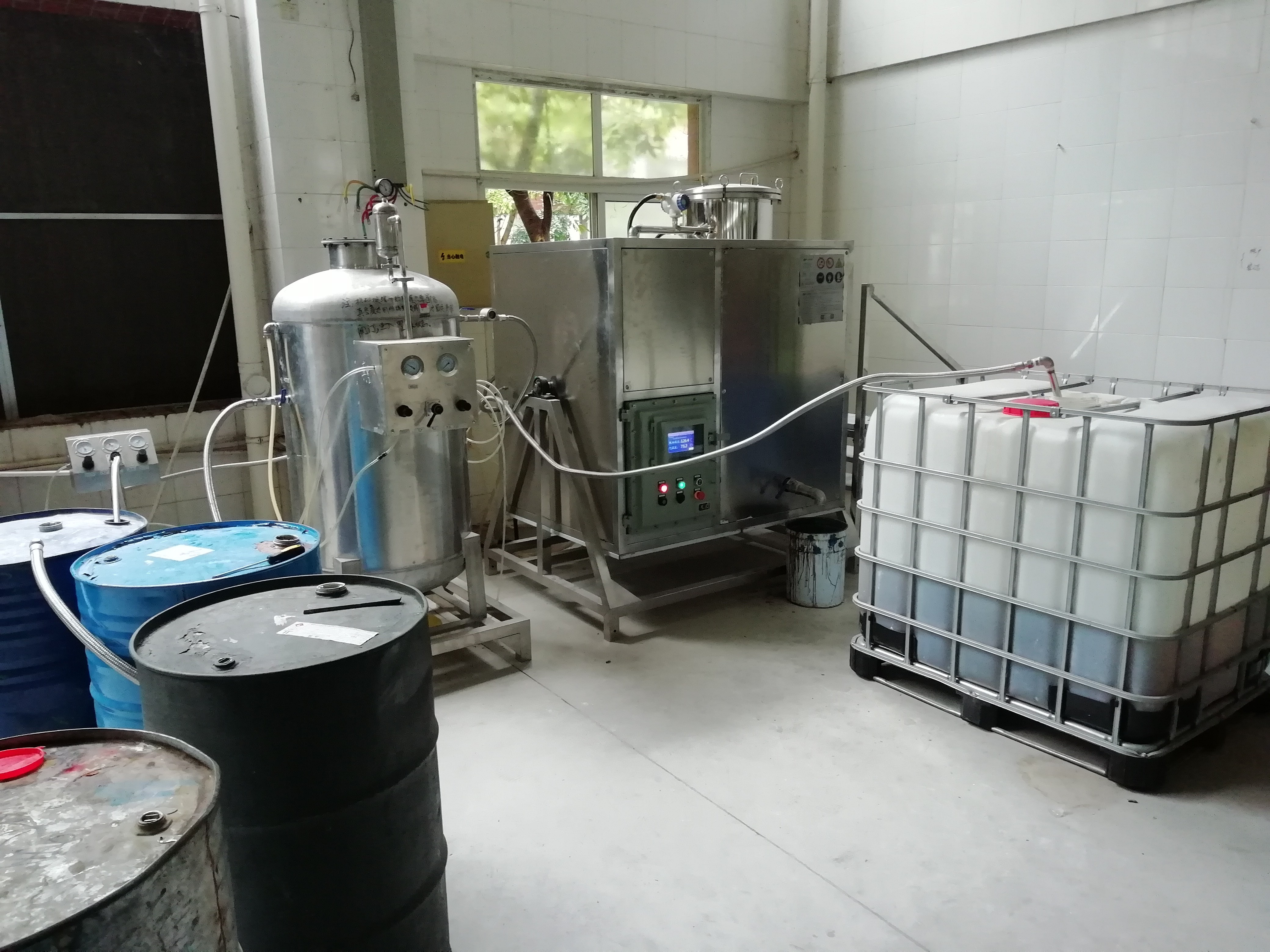 溶劑回收機,漆渣烘干減量處理設備,噴漆涂裝循環廢水處理,印刷廢水處理