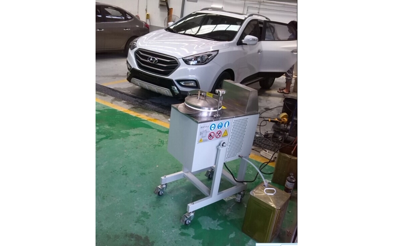 福安諾汽修鈑噴溶劑回收機(jī)在汽車修理廠氣動(dòng)噴槍使用中的應(yīng)用